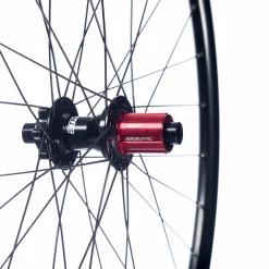 Stans Stan's NoTubes Grail S1 Hjulsæt -Bremsegreb Butik Stans NoTubes Grail S1 Hjulsaet 1673010226 02